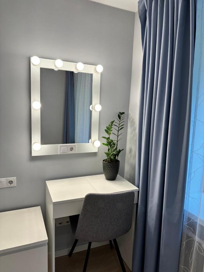 Apartamento Parkside Escape: Stylish 1-Br Riga Exterior foto
