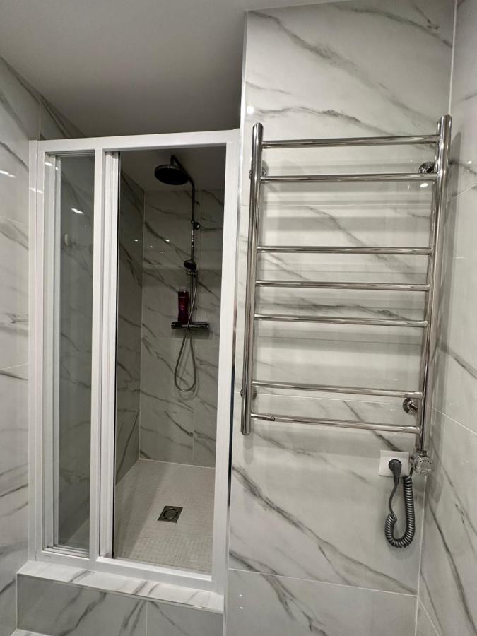 Apartamento Parkside Escape: Stylish 1-Br Riga Exterior foto
